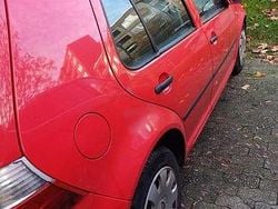 Grün Gebraucht 1998 VW Golf IV Limousine | 950 € (Fairer Preis)