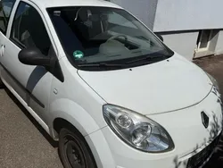Weiß Gebraucht 2008 Renault Twingo Kleinwagen | 1.100 € (Fairer Preis)