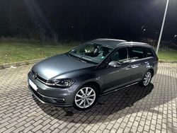 Grau Gebraucht 2018 VW Golf VII Highline Kombi | 11.800 € (Guter Preis)