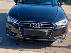 Schwarz Gebraucht 2013 Audi A3 Sportback Attraction Limousine | 10.950 € (Fairer Preis)