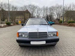 Grau Gebraucht 1992 Mercedes 190 Limousine | 4.900 €