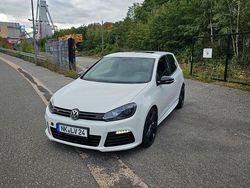 Weiß Gebraucht 2011 VW Golf VI R Limousine | 11.099 € (Etwas zu teuer)