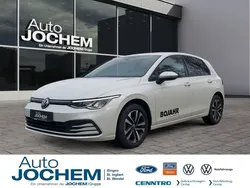 Weiss Gebraucht 2021 VW Golf VIII United Limousine | 22.990 € (Teuer)