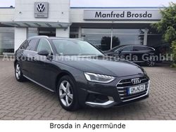 Grau Gebraucht 2020 Audi A4 Advanced Kombi | 26.600 € (Fairer Preis)