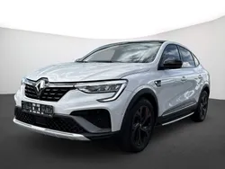 Kyanitweiß Gebraucht 2022 Renault Arkana R.S. SUV | 23.990 € (Fairer Preis)