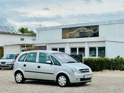 Silber Gebraucht 2004 Opel Meriva Van / Kleinbus | 4.490 € (Teuer)