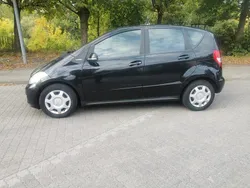 Schwarz Gebraucht 2009 Mercedes A160 Limousine | 1.950 €