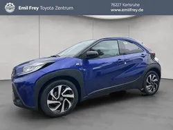 Juniper blue / night sky Neu 2025 Toyota Aygo Kleinwagen | 19.490 €