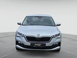Brilliantsilber metallic Gebraucht 2020 Skoda Scala Ambition Kleinwagen | 17.880 € (Guter Preis)