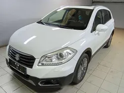 Weiß Gebraucht 2014 Suzuki SX4 S-Cross Club SUV | 9.800 € (Fairer Preis)