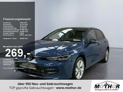 Anemonenblau metallic Gebraucht 2024 VW Golf VIII Life Limousine | 28.880 € (Teuer)