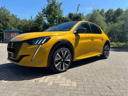 Gelb Gebraucht 2021 Peugeot e-208 GTi Kleinwagen | 15.990 € (Fairer Preis)