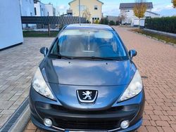 Grau Gebraucht 2009 Peugeot 207 Filou Kombi | 2.600 € (Fairer Preis)