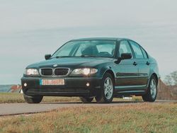 Schwarz Gebraucht 2003 BMW 316 Limousine | 600 €