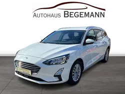 Frozen white Gebraucht 2021 Ford Focus Titanium X Kombi | 19.900 € (Guter Preis)