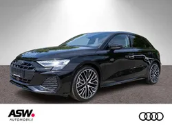 Mythosschwarz metallic Gebraucht 2025 Audi A3 S-Line Limousine | 42.890 €