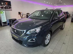 Grau Gebraucht 2017 Peugeot 3008 Active SUV | 15.900 € (Guter Preis)