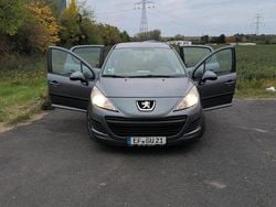 Grau Gebraucht 2009 Peugeot 207 Kleinwagen | 2.750 € (Fairer Preis)