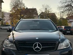 Schwarz Gebraucht 2013 Mercedes C200 Avantgarde Kombi | 8.750 € (Guter Preis)