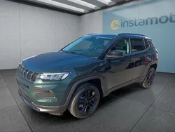 Grün Neu 2025 Jeep Compass North SUV | 43.949 € (Etwas zu teuer)