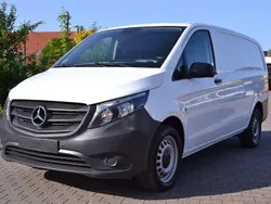 Weiß Gebraucht 2020 Mercedes Vito Van / Kleinbus | 21.777 € (Fairer Preis)