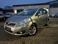 Grau Gebraucht 2008 Toyota Corolla Verso Team Van / Kleinbus | 8.490 €