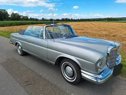 Silber Gebraucht 1963 Mercedes W111 Cabrio | 145.000 €