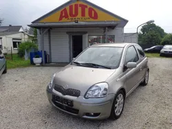 Bronze Gebraucht 2006 Toyota Yaris Edition-S Limousine | 3.200 € (Fairer Preis)