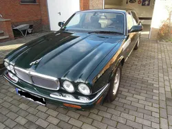 Grün Gebraucht 2002 Jaguar XJ8 Sovereign Limousine | 18.500 € (Fairer Preis)