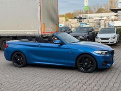 Blau Gebraucht 2021 BMW 220 M Sport Cabrio | 18.990 €