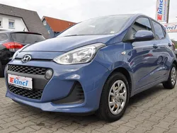 Blau Gebraucht 2016 Hyundai i10 Classic Kleinwagen | 5.500 € (Etwas zu teuer)