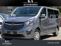 Grau Gebraucht 2018 Opel Vivaro Van / Kleinbus | 14.999 € (Teuer)