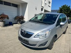 Silber Gebraucht 2011 Opel Meriva Van / Kleinbus | 4.000 € (Guter Preis)