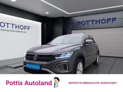 Grau Gebraucht 2023 VW T-Roc Life SUV | 21.922 € (Guter Preis)