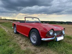 Rot Gebraucht 1964 Triumph TR4 Cabrio | 25.000 €