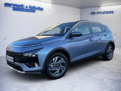 Meta blue mineraleffekt Gebraucht 2024 Hyundai Bayon Trend SUV | 21.490 € (Guter Preis)