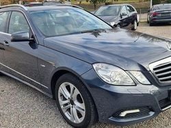 Grau Gebraucht 2010 Mercedes E250 Kombi | 10.500 € (Fairer Preis)