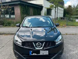 Schwarz Gebraucht 2010 Nissan Qashqai SUV | 6.700 € (Fairer Preis)