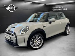 Silber Gebraucht 2022 Mini Cooper SE Classic Kleinwagen | 17.680 € (Fairer Preis)