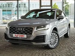 Silber Gebraucht 2020 Audi Q2 S-Line SUV | 27.950 € (Teuer)
