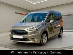 Silber Gebraucht 2018 Ford Tourneo Connect Titanium S Van / Kleinbus | 17.900 € (Fairer Preis)