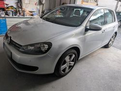 Silber Gebraucht 2011 VW Golf VI Limousine | 5.500 € (Fairer Preis)