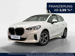 Mineralweiß metallic Gebraucht 2024 BMW 218 Limousine | 32.933 € (Guter Preis)