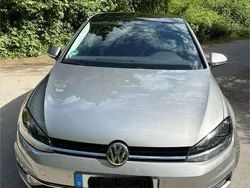 Grau Gebraucht 2018 VW Golf VII Join Kleinwagen | 14.500 € (Guter Preis)