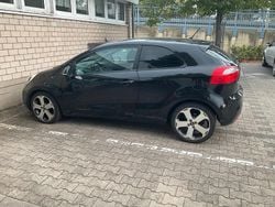 Schwarz Gebraucht 2013 Kia Rio Kleinwagen | 3.600 € (Guter Preis)