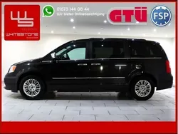 Schwarz Gebraucht 2015 Lancia Voyager S Van / Kleinbus | 19.990 € (Teuer)
