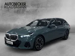 Gruen Gebraucht 2024 BMW i5 M Sport Limousine | 71.690 €