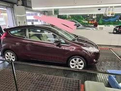 Violet Gebraucht 2009 Ford Fiesta Kleinwagen | 7.000 €