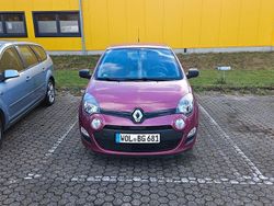 Violett Gebraucht 2013 Renault Twingo Kleinwagen | 4.000 € (Fairer Preis)