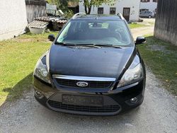 Schwarz Gebraucht 2009 Ford Focus Titanium Kombi | 3.500 € (Teuer)